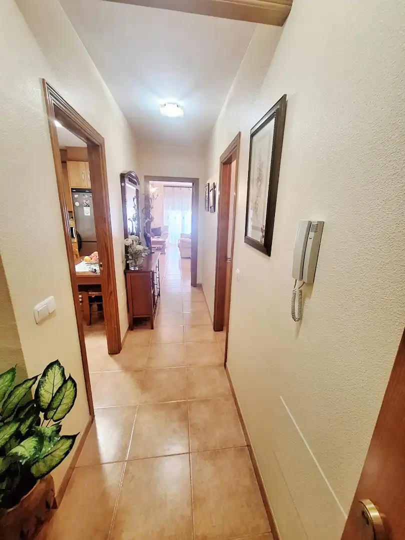 Flat with terrace for sale in Calle Jesús Alférez 23