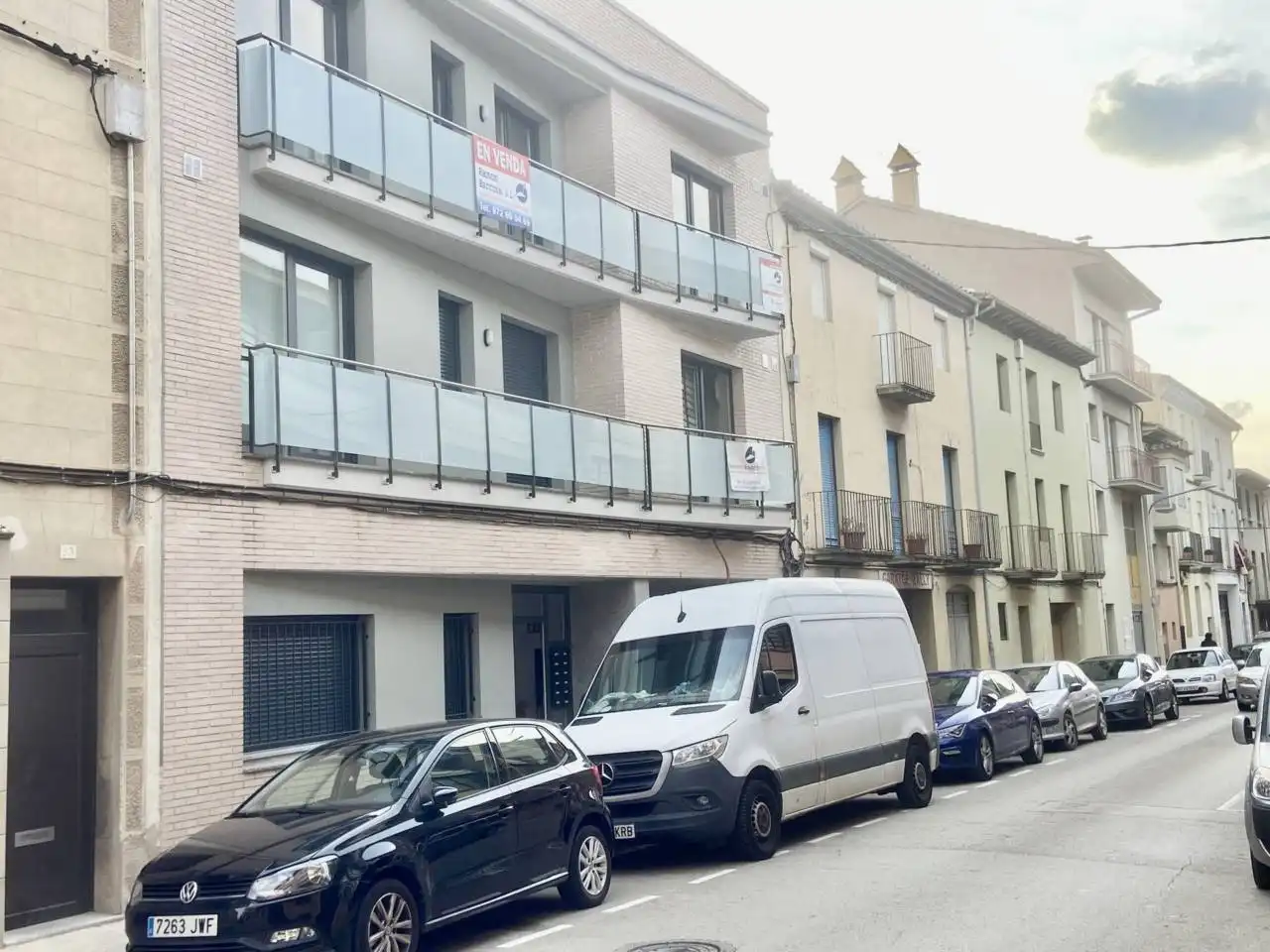 Vista exterior de Dúplex en venta en Olot con Calefacción, Terraza y Trastero