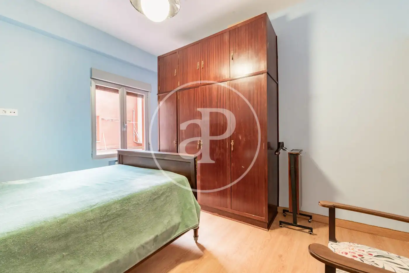 Bedroom of Flat for sale in Madrid  with Heating, Terrace and Storage room