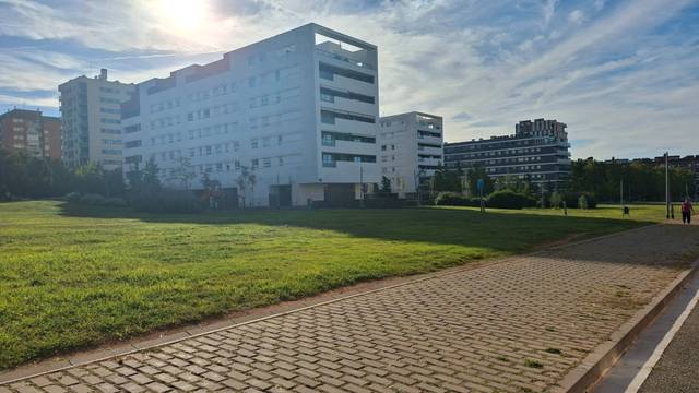 Garaje en Venta en Carrer de l'Estatut, 45 en Can Roca