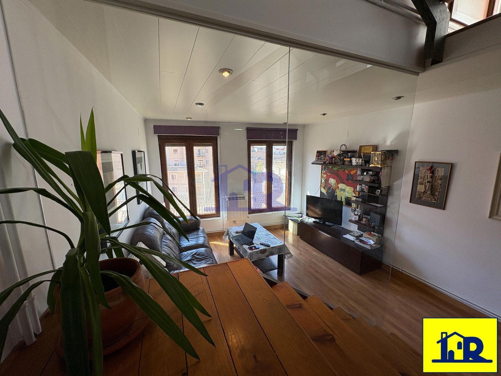 Sala de estar de Casa o chalet en venta en Cuenca Capital con Aire acondicionado, Calefacción y Jardín privado