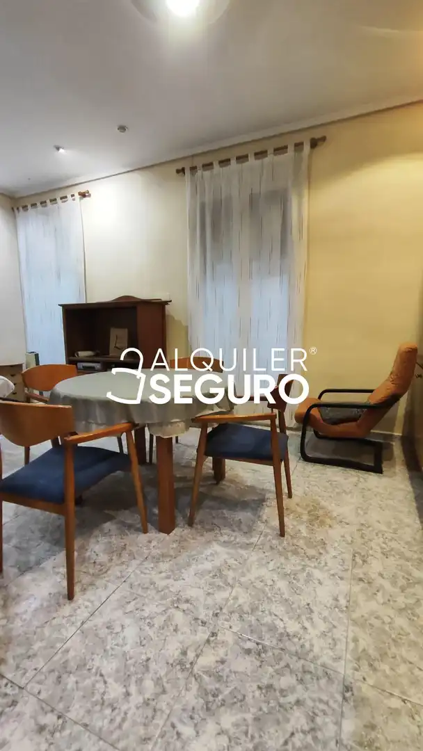 Flat with lift to rent in de Honorato Juan, imagen 2