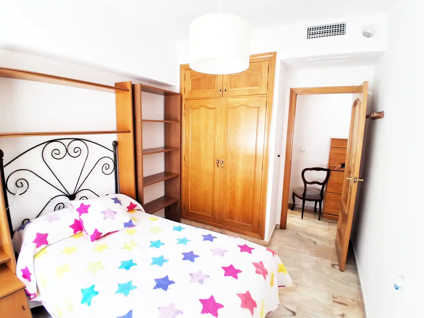 Bedroom of Apartments for rent in Granada  with Air Conditioner, Furnished and Oven