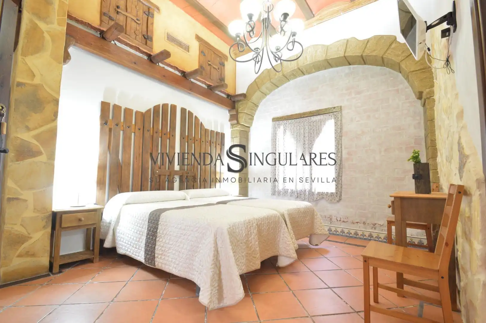 Bedroom of Houses for sale in Arroyomolinos de León  with Air Conditioner, Terrace and Furnished