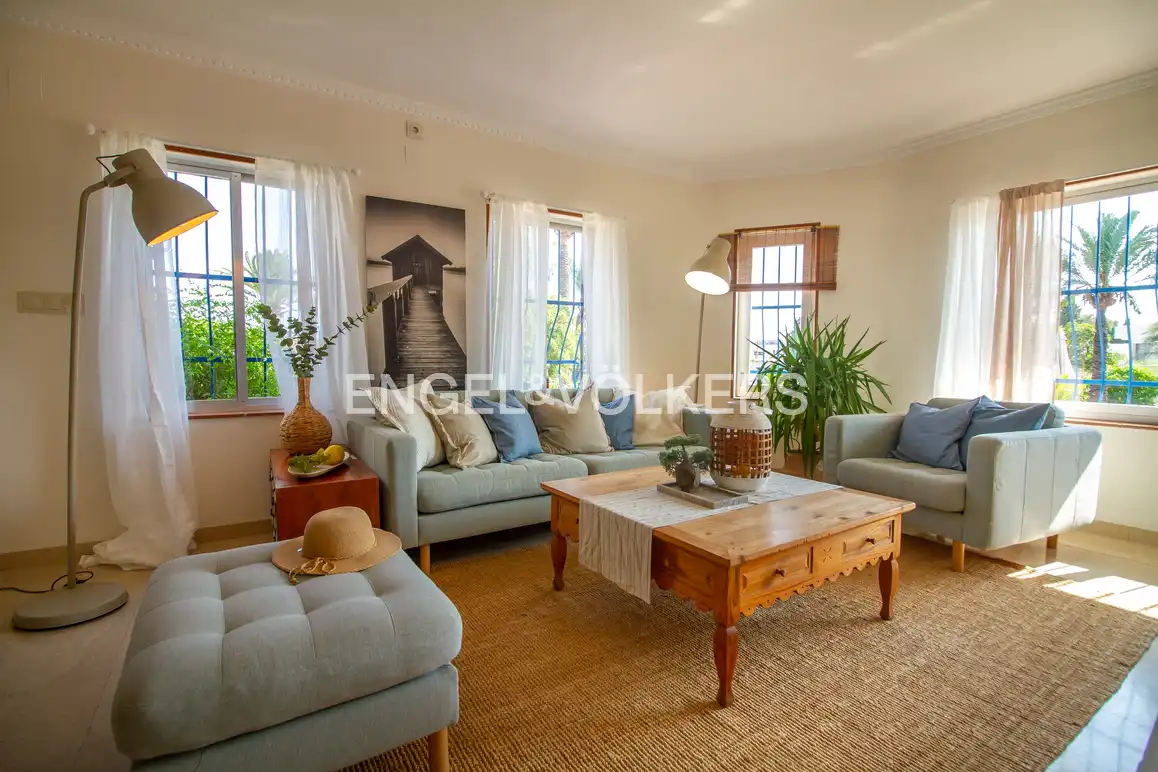 Casa con piscina en venta en Pueblo - Urbanizaciones, imagen 8