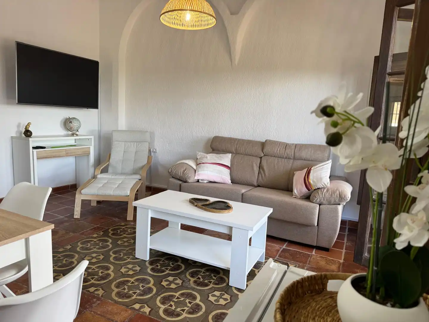 Living room of Country homes for sale in Vélez-Málaga  with Air Conditioner, Heating and Private garden