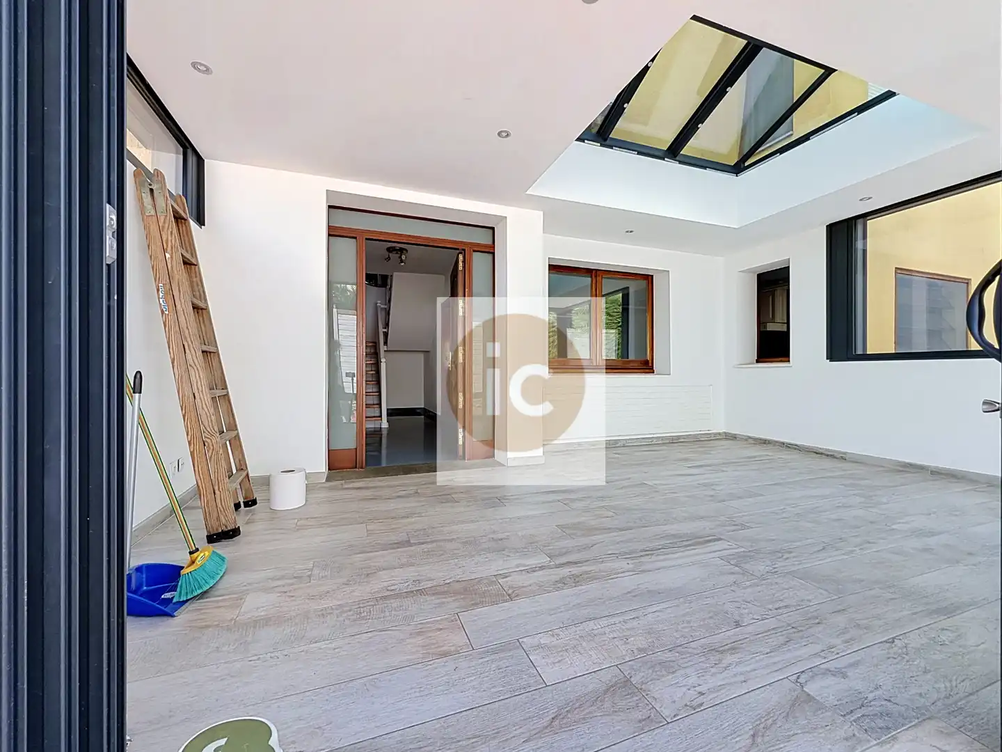 Terraced house with pool for sale in Carrer Alemanya 25, imagen 6
