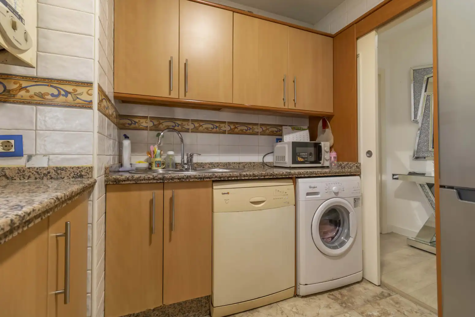 Cocina de Piso en venta en Sevilla con Aire acondicionado, Jardín privado y Piscina