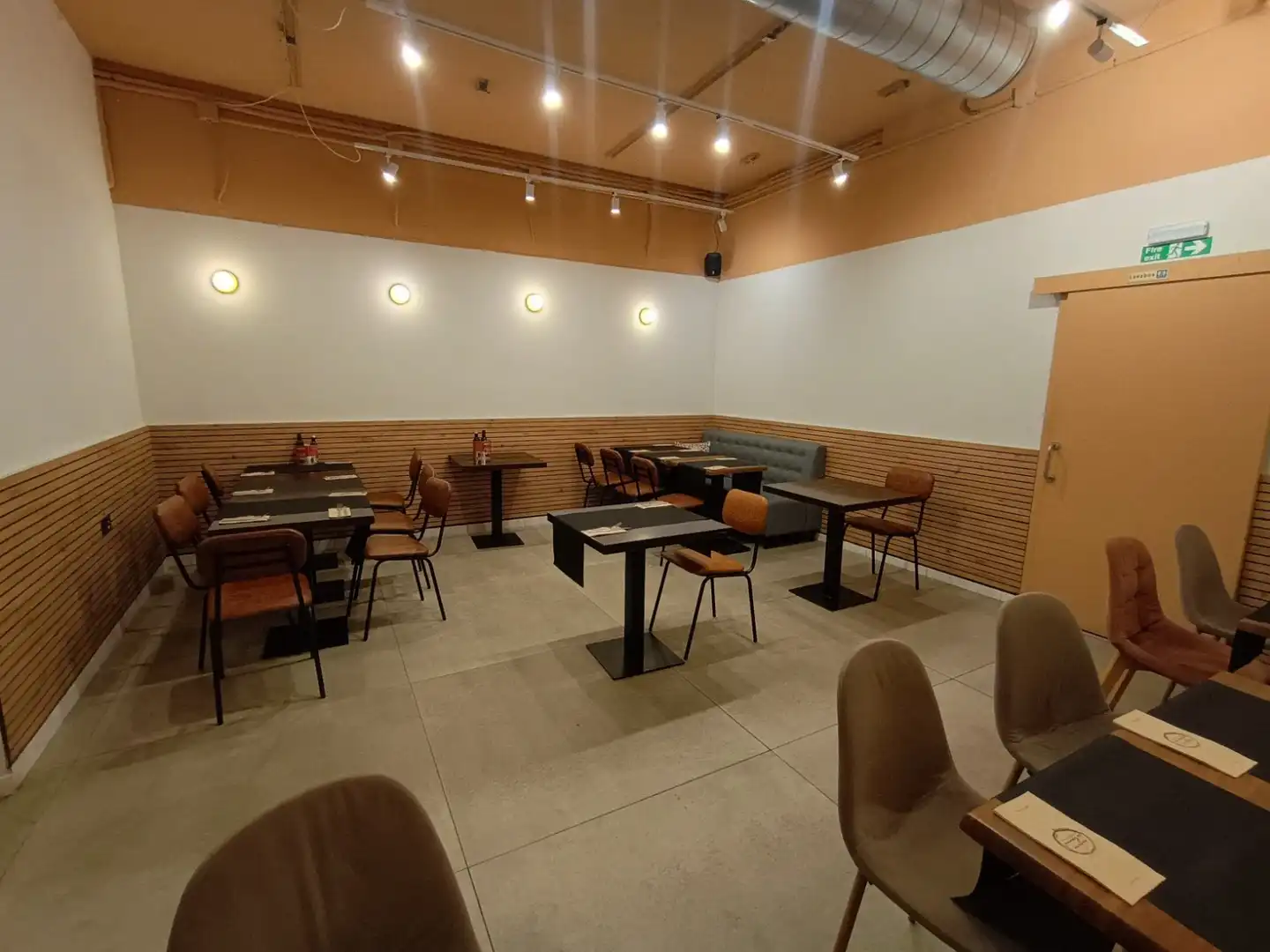 Business premises for transfer in Eixample, imagen 13