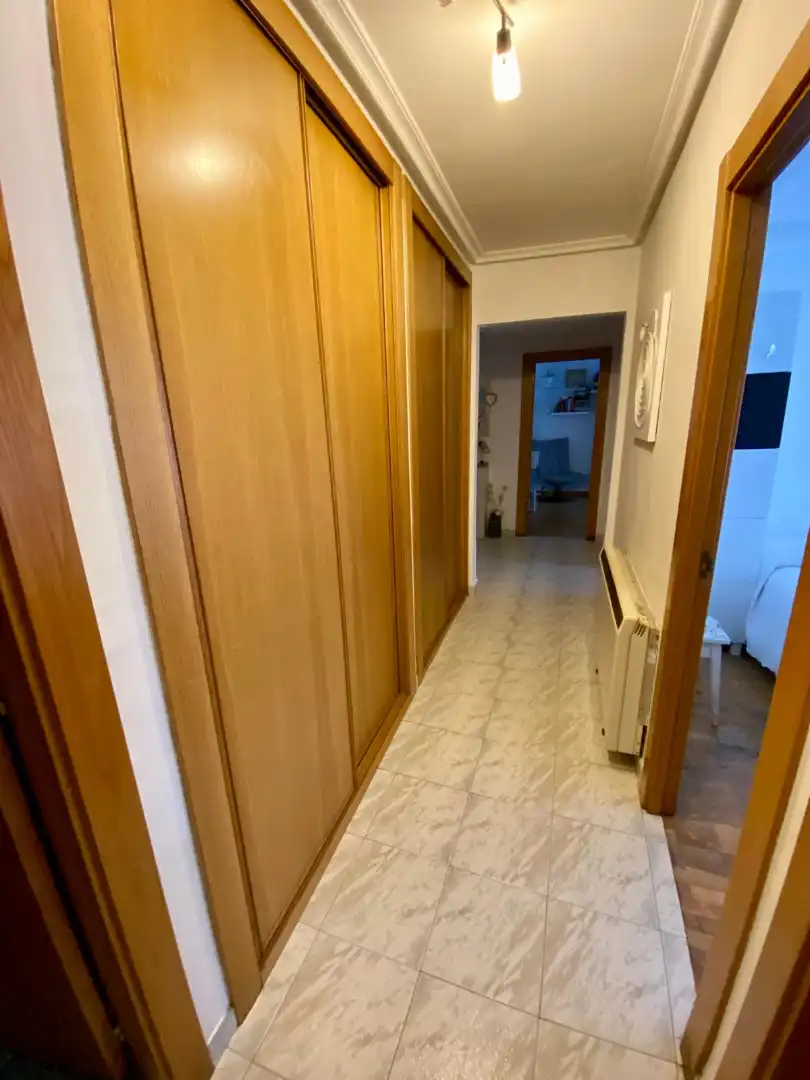 Wohnung zur Miete in Gijón  mit Heizung, Parkett und Möbliert