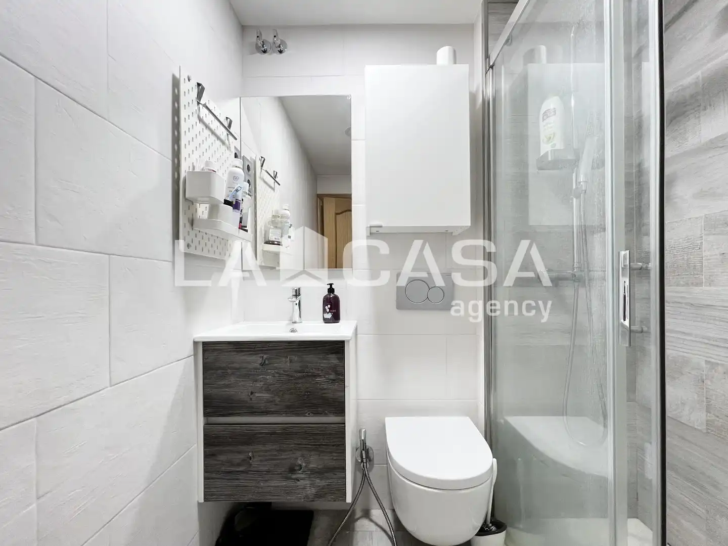 Baño de Piso en venta en Badalona con Calefacción