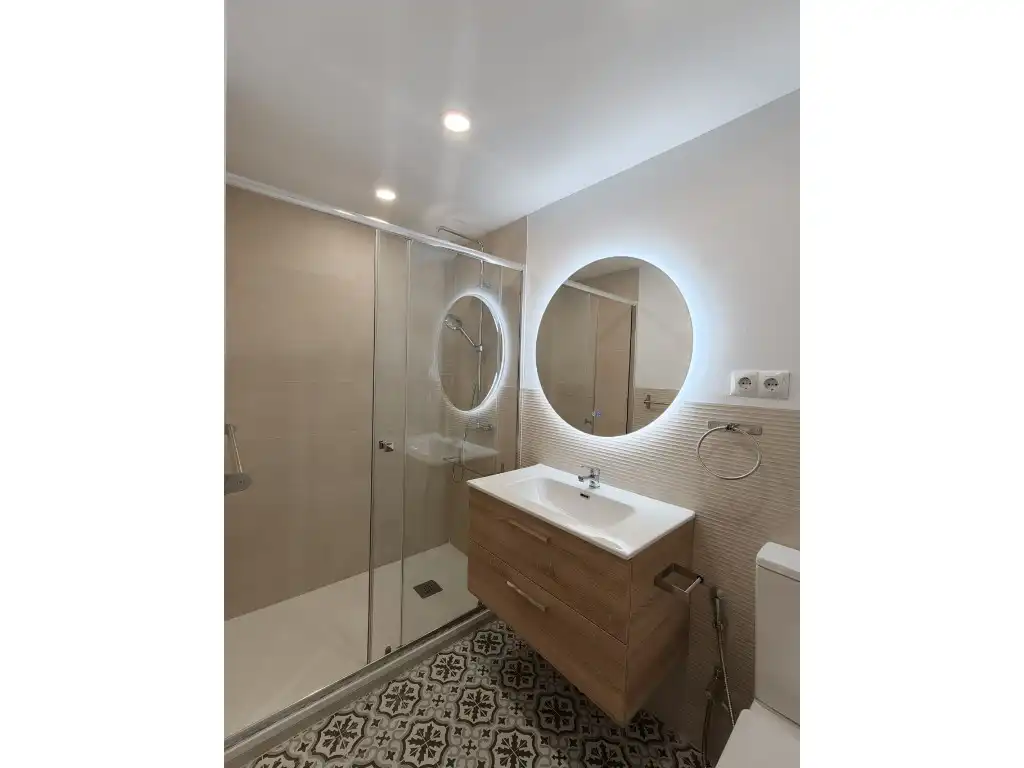 Badezimmer von Wohnung zum Verkauf in Getafe