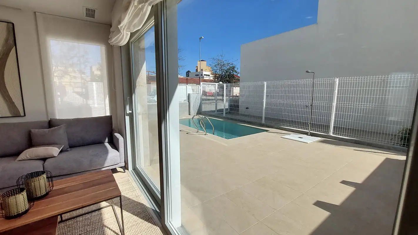 Piscina de Casa o chalet en venta en Hondón de las Nieves / El Fondó de les Neus con Aire acondicionado, Calefacción y Jardín privado