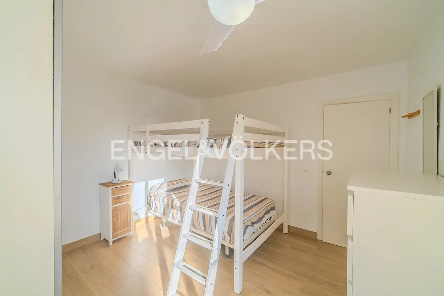 Bedroom of Flat for sale in El Campello  with Air Conditioner, Heating and Terrace