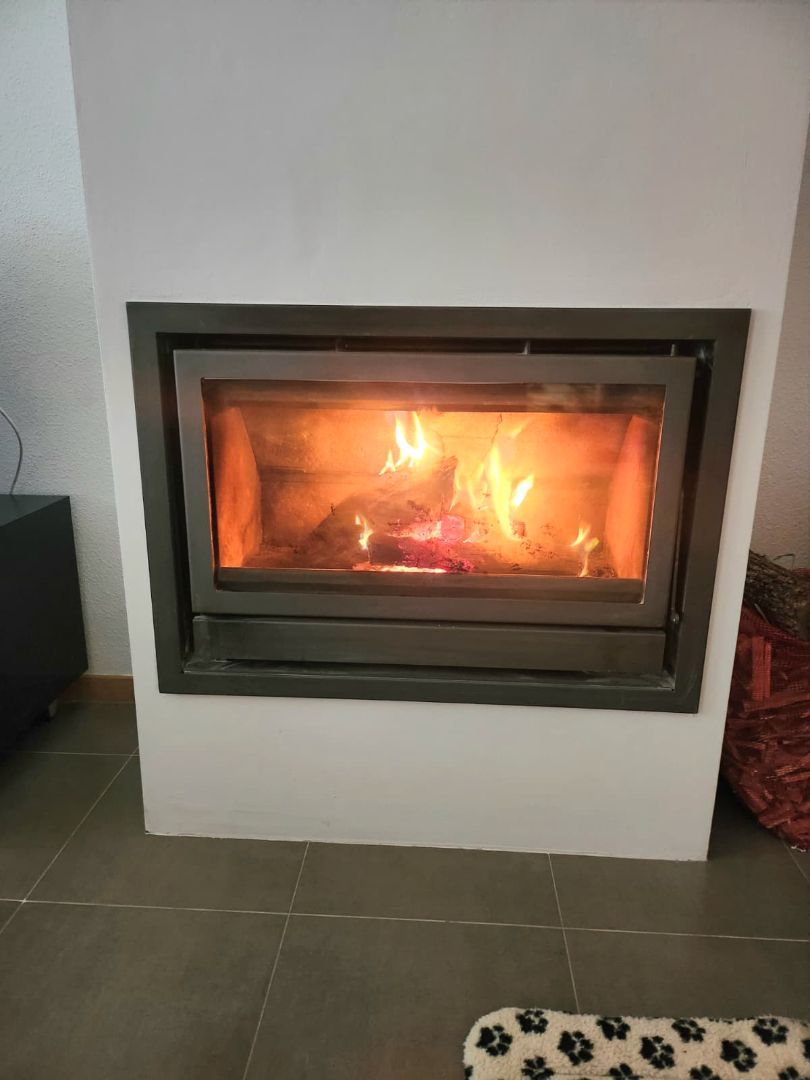 Vista exterior de Casa adosada en venda en Villalbilla amb Aire condicionat, Calefacció i Jardí privat