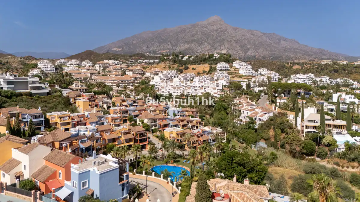 Terraced house for sale in Nueva Andalucía, imagen 5