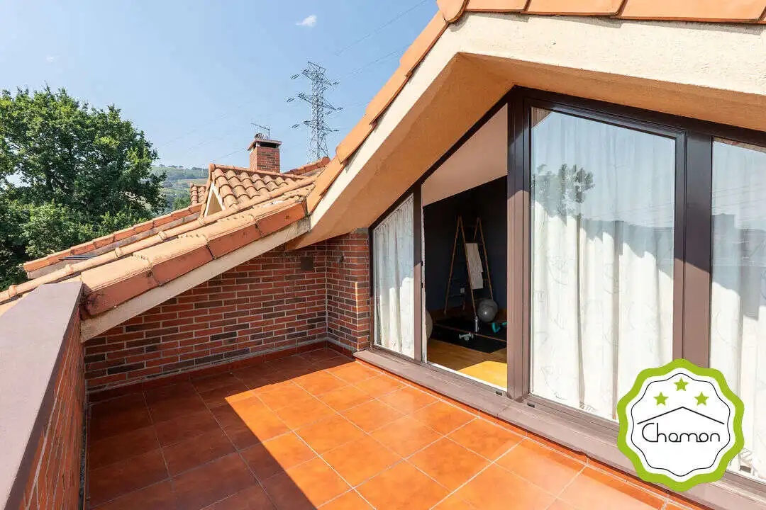 Terrasse von Einfamilien-Reihenhaus zum Verkauf in Barakaldo  mit Heizung, Privatgarten und Terrasse
