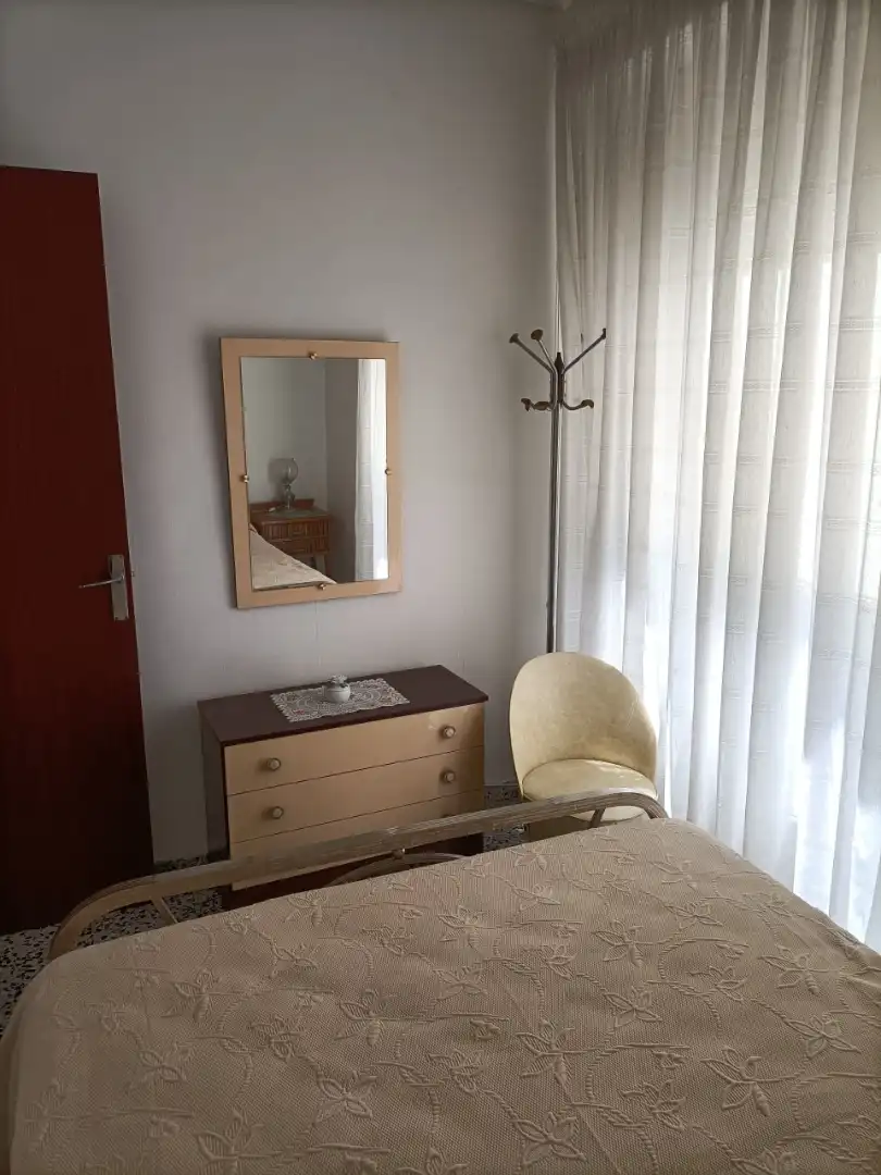 Dormitori de Pis en venda en Viver amb Aire condicionat, Terrassa i Traster