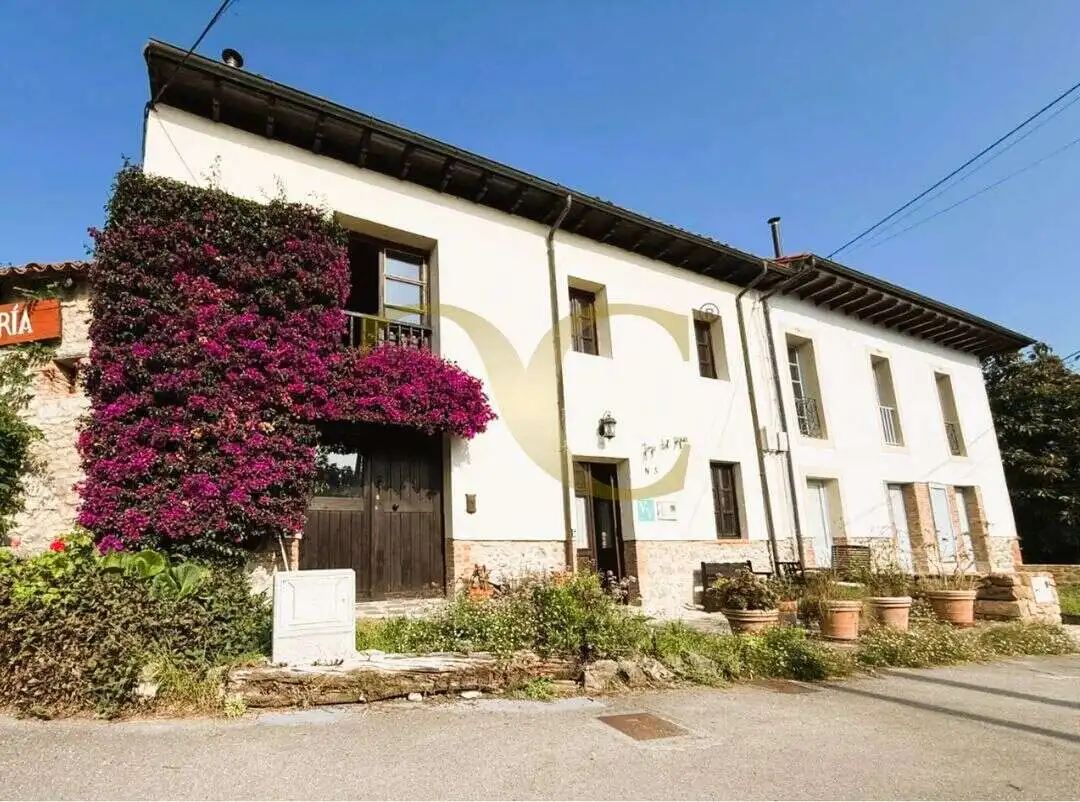 House with garden for sale in Vidiago - Pendueles - Tresgrandas