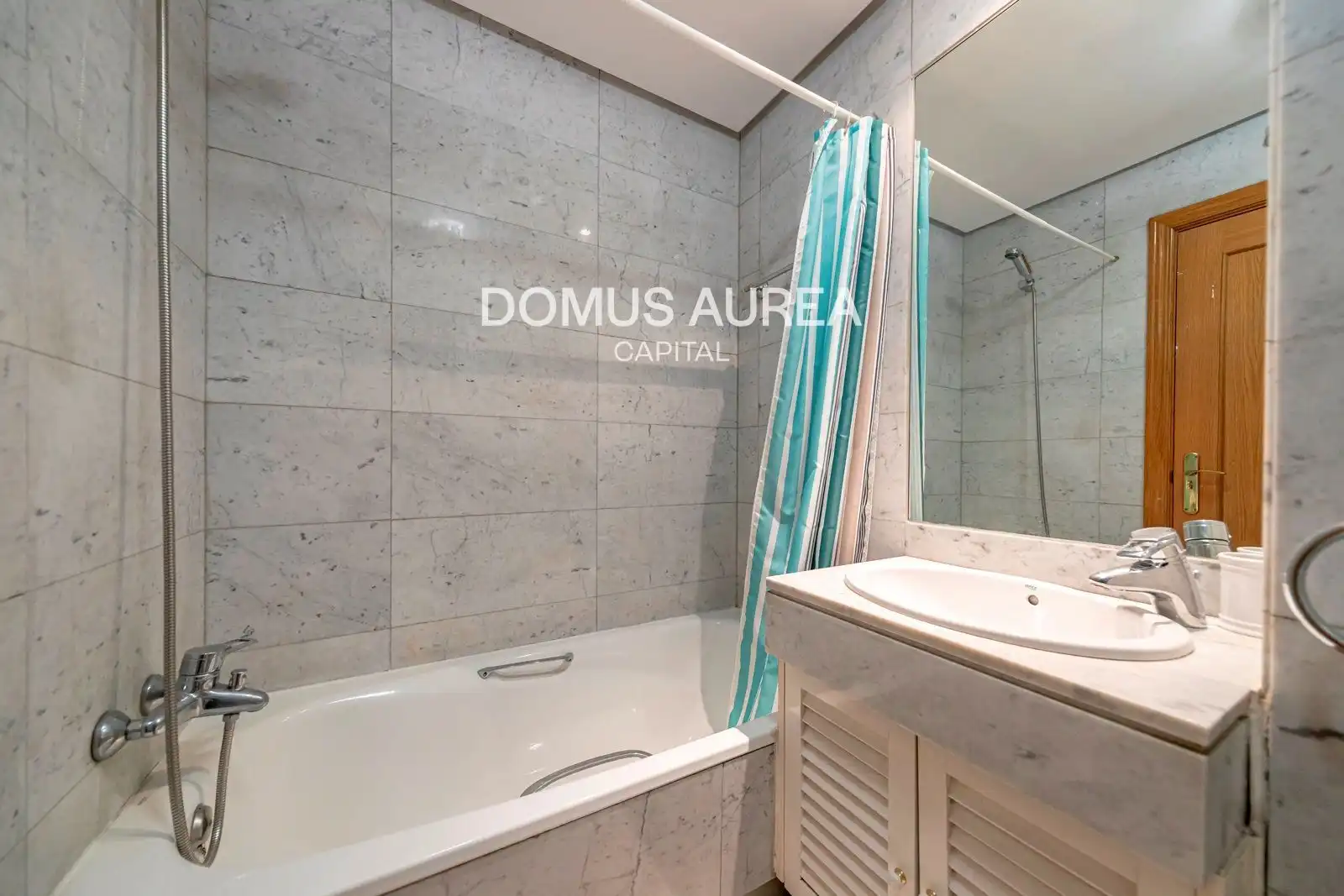 Flat for rent in Aviador Zorita, Cuatro Caminos - Azca