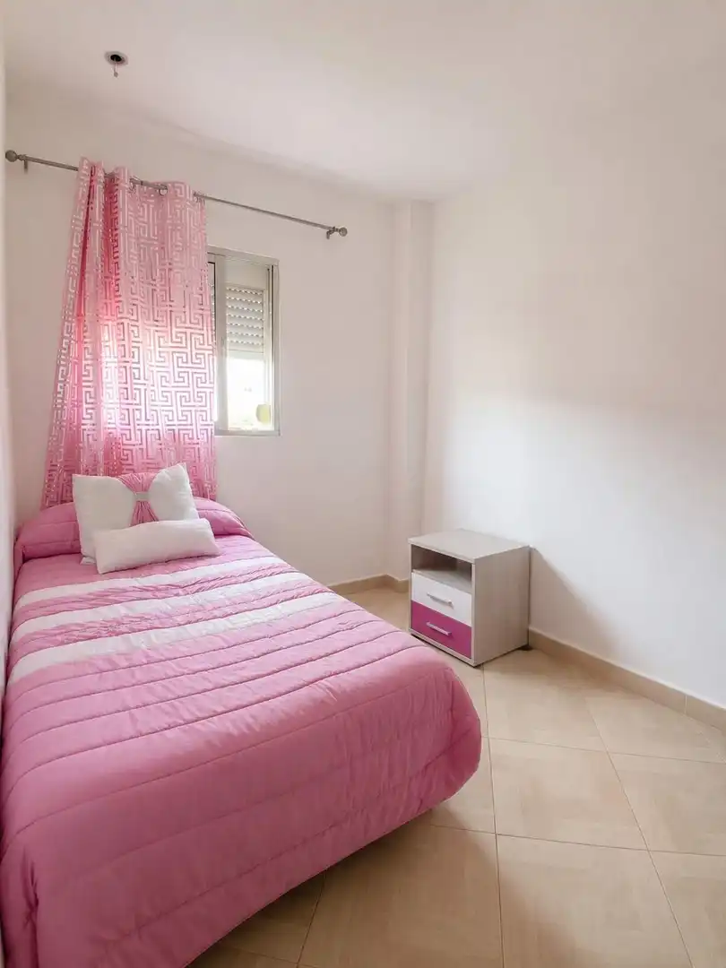 Piso en venta en Calle ECIJA, La Pañoleta