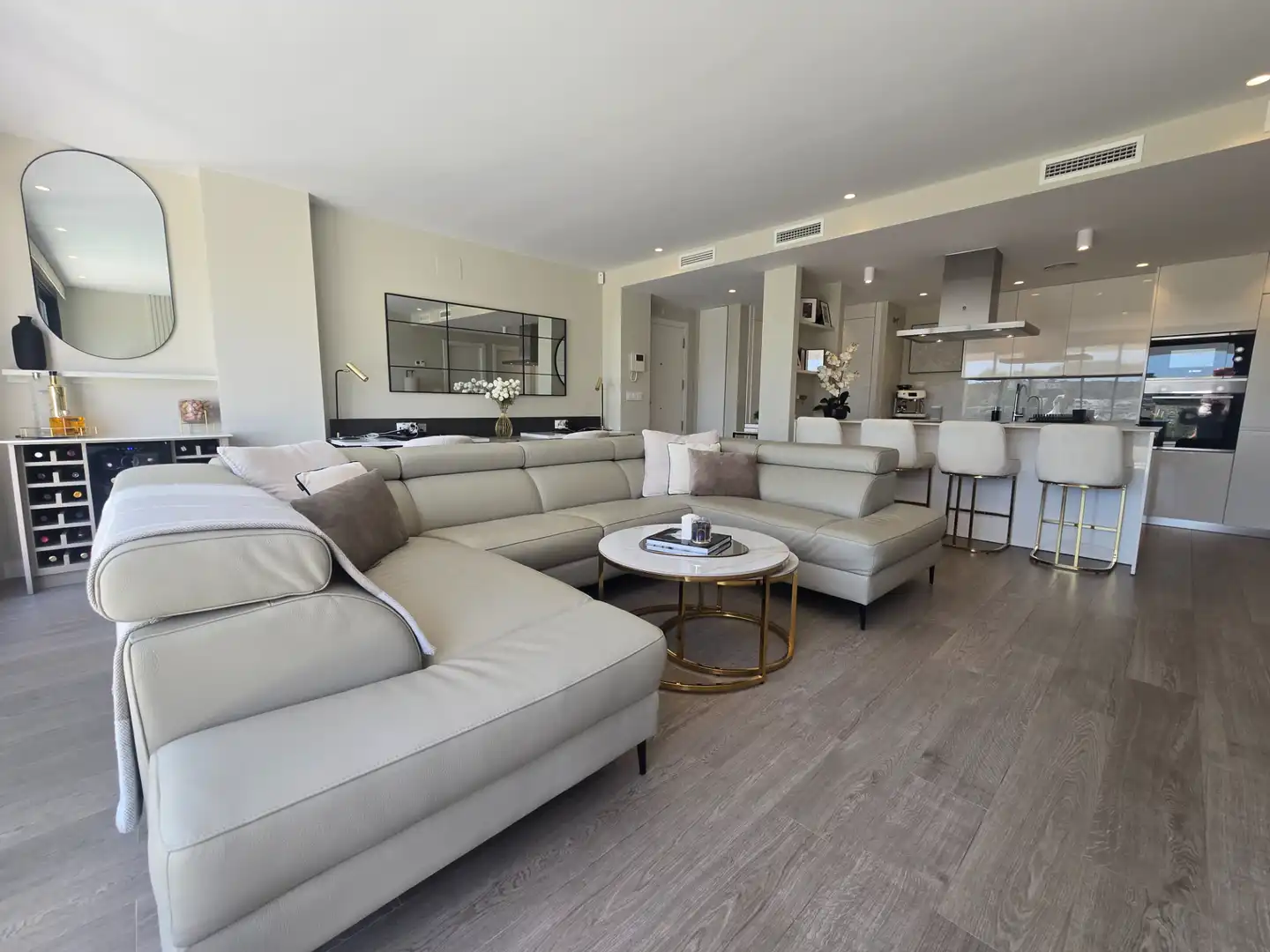 Living room of Flat for sale in Mijas  with Air Conditioner, Heating and Terrace