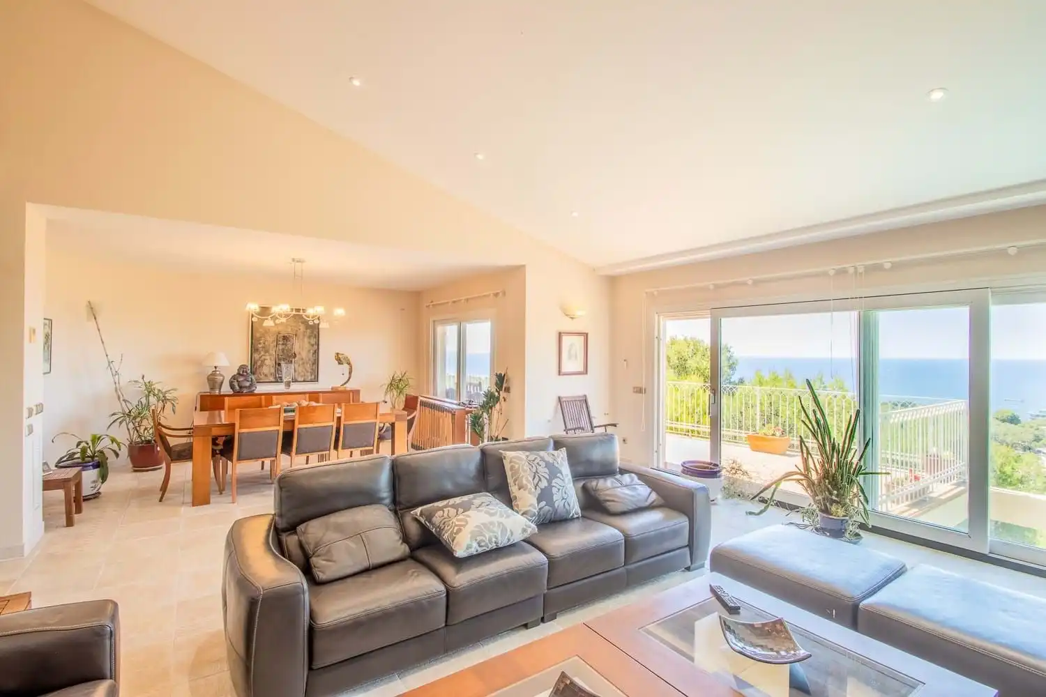 Living room of Houses for sale in Calvià  with Air Conditioner, Terrace and Balcony