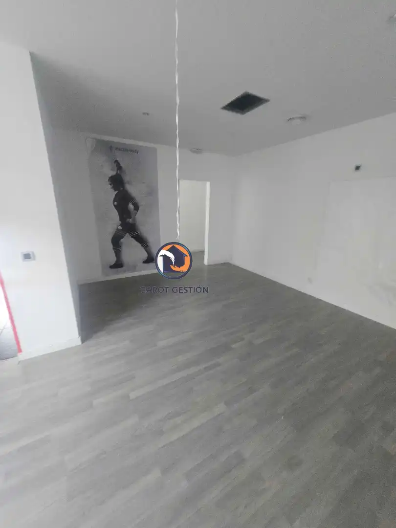 Local en venda en Alcorcón amb Aire condicionat, Calefacció i Parquet