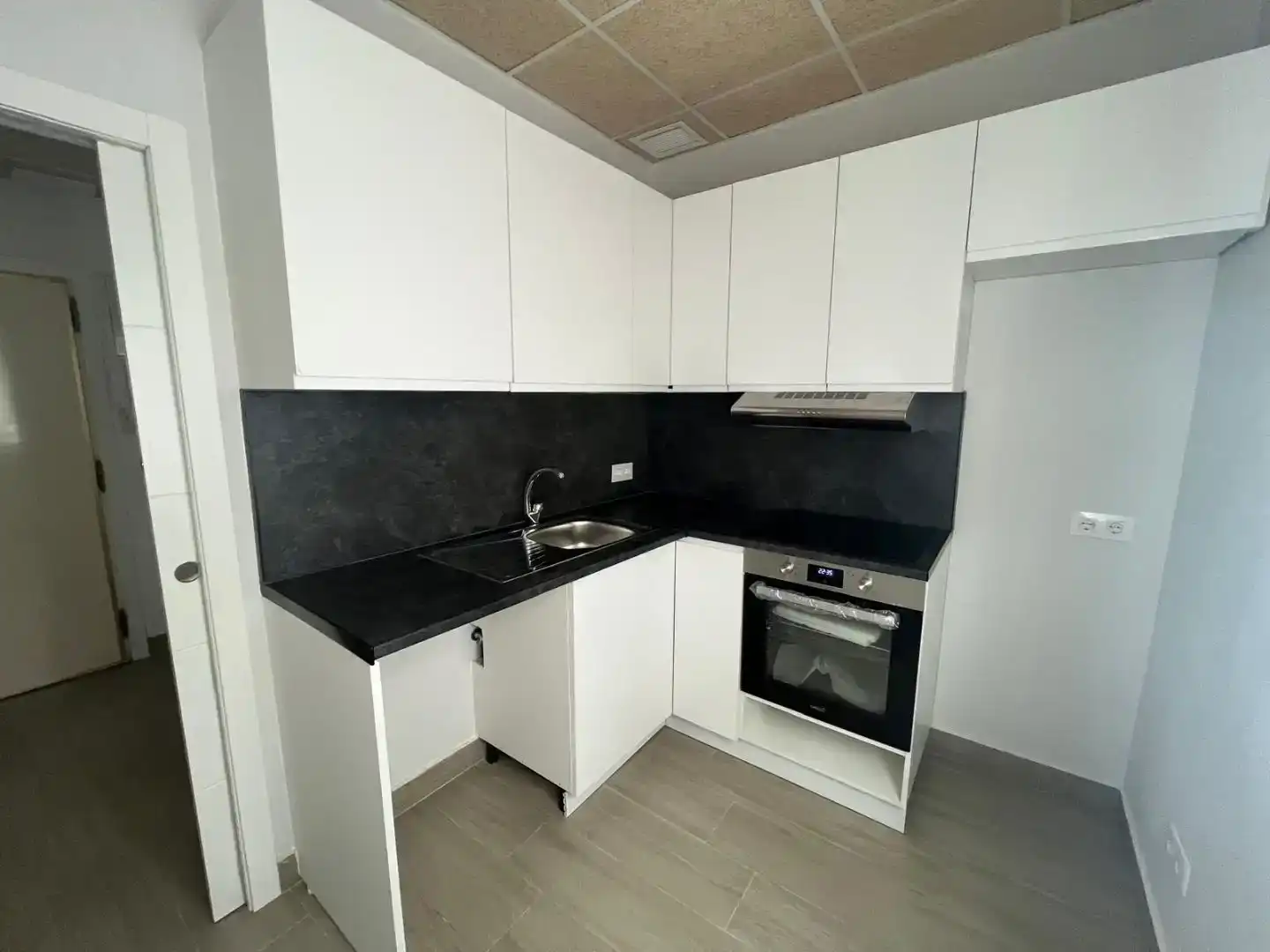 Cocina de Piso en venta en Madrid con Aire acondicionado y Amueblado