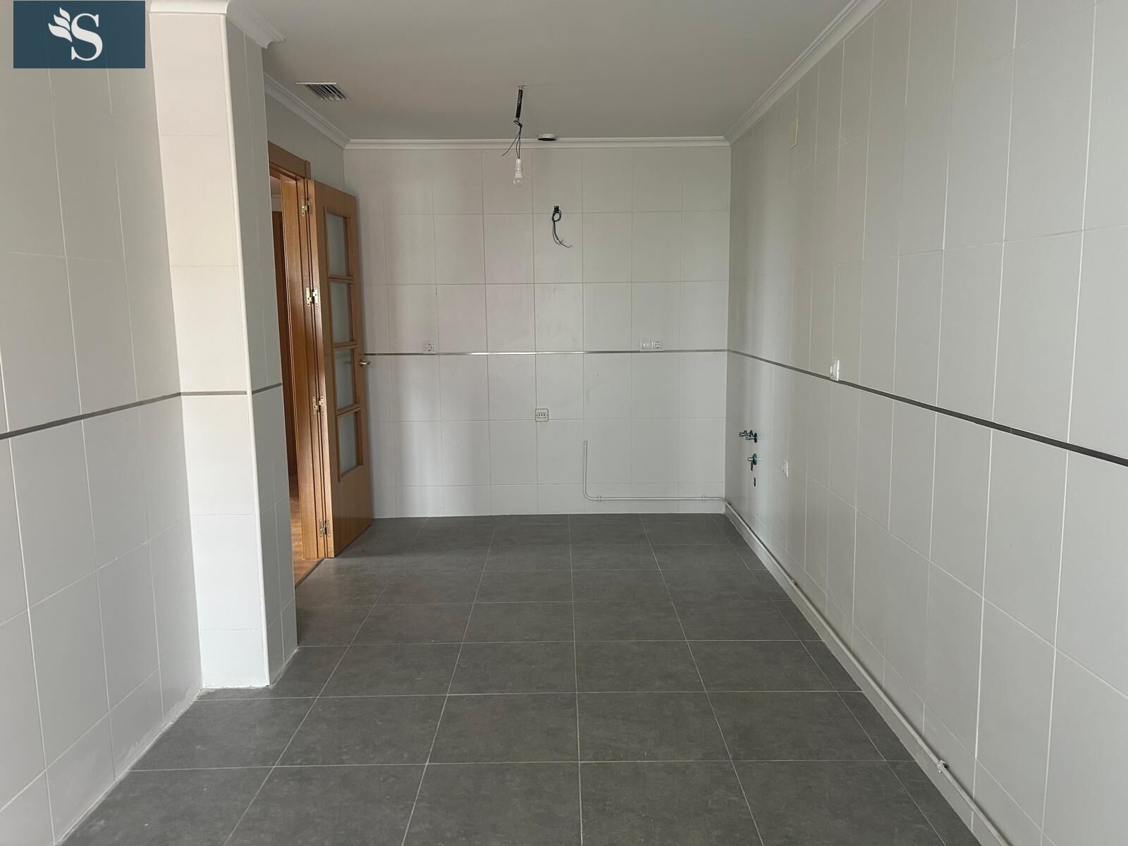 Flat for sale in Calle MUNICIPIO DE MOLINICOS, Imaginalia - Llanos del Águila