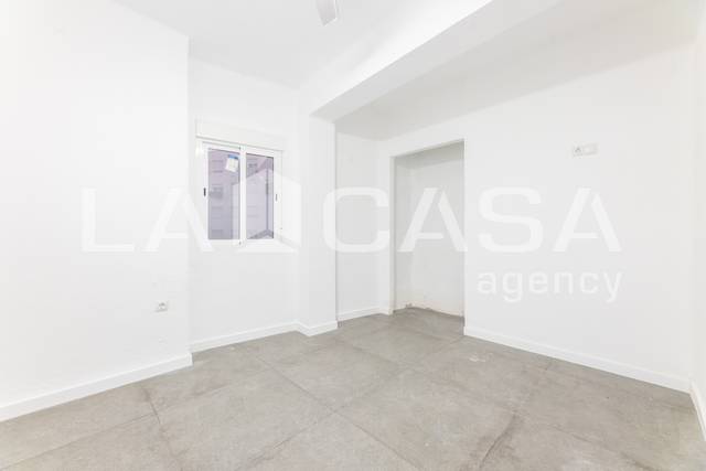 Piso en Venta en Carrer de l'Alcúdia de Crespins en Torrefiel