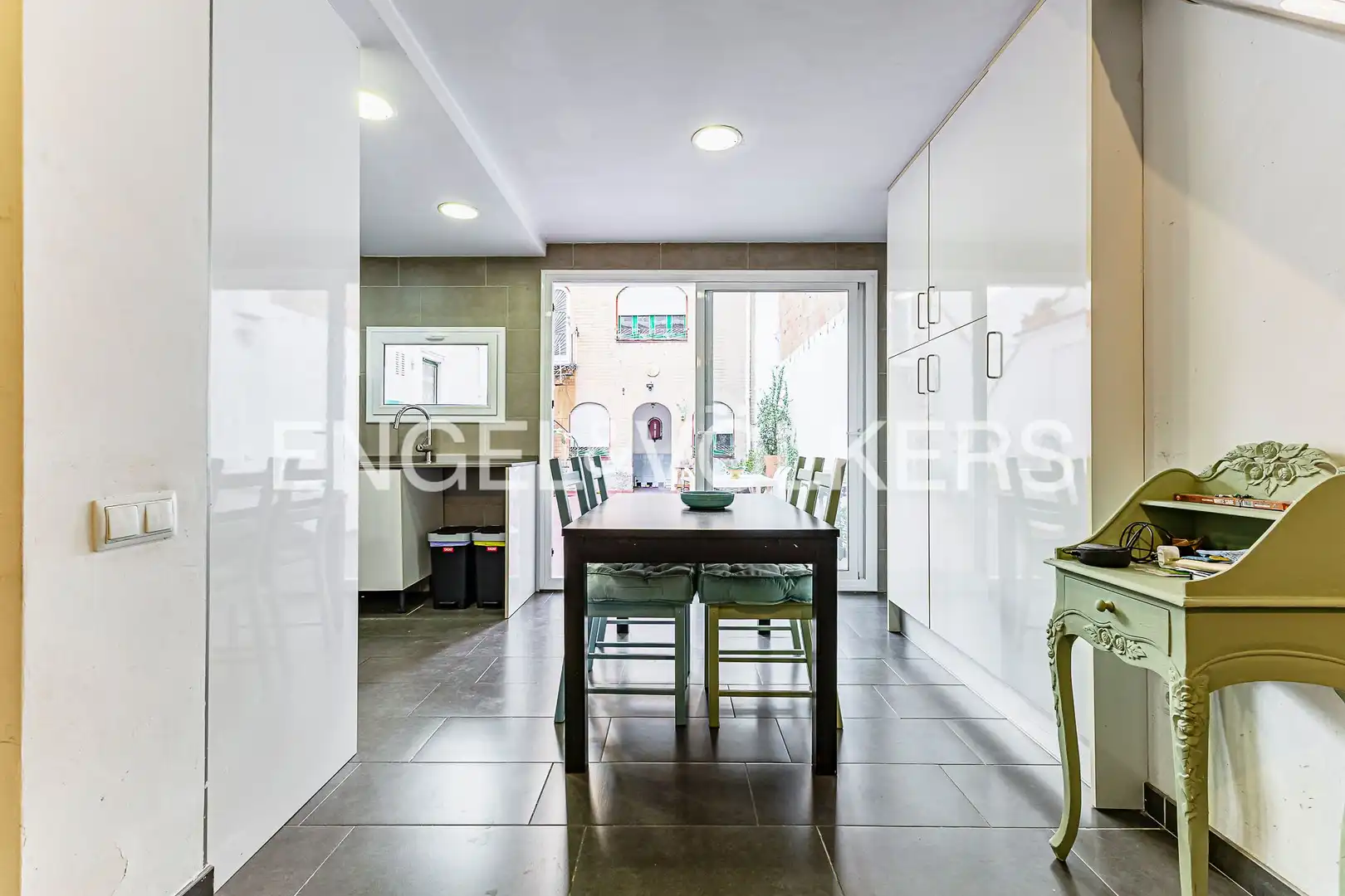 Terraced house with terrace for sale in Sant Andreu, imagen 4
