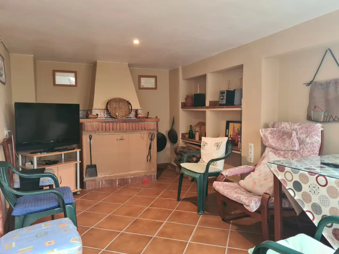 Sala de estar de Casa adosada en venta en Higuera de la Sierra con Aire acondicionado, Terraza y Trastero