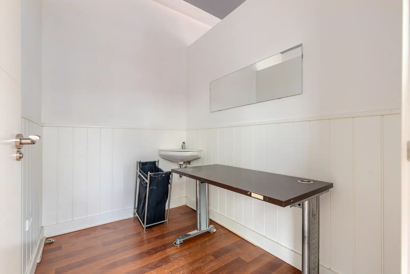 Baño de Local de alquiler en Fuenlabrada con Aire acondicionado y Parquet