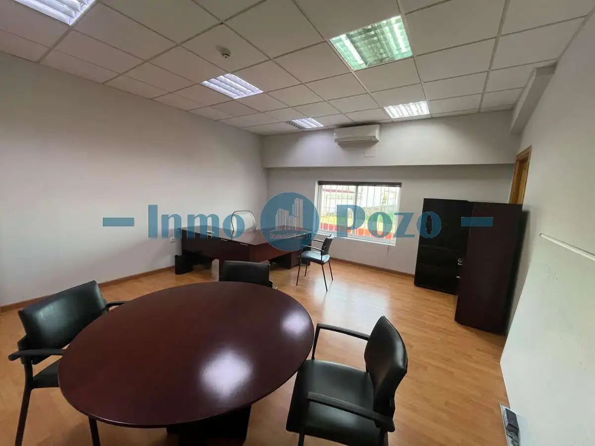 Ufficio in affitto a Almendralejo, imagen 4