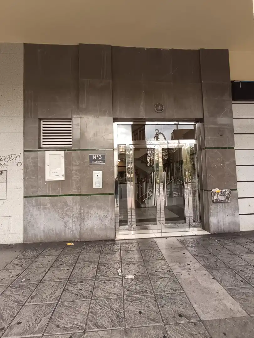 Vista exterior de Piso en venta en Córdoba con Aire acondicionado, Calefacción y Terraza