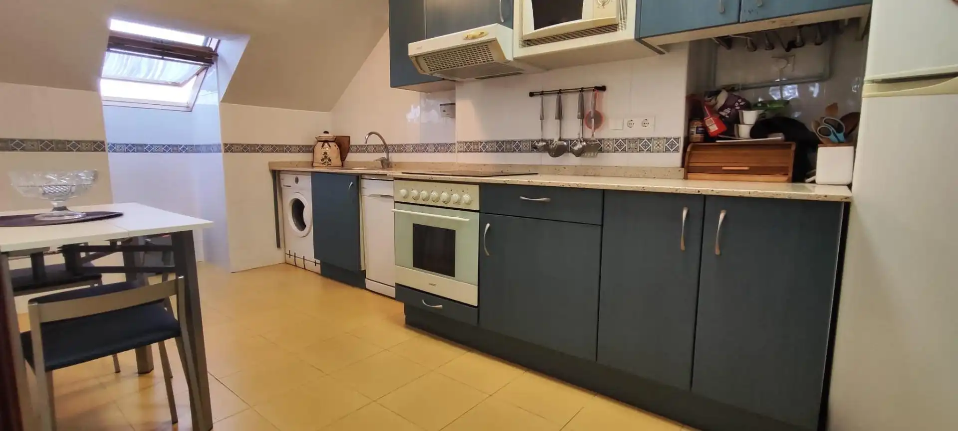 Cocina de Ático en venta en Miengo con Calefacción, Trastero y Balcón