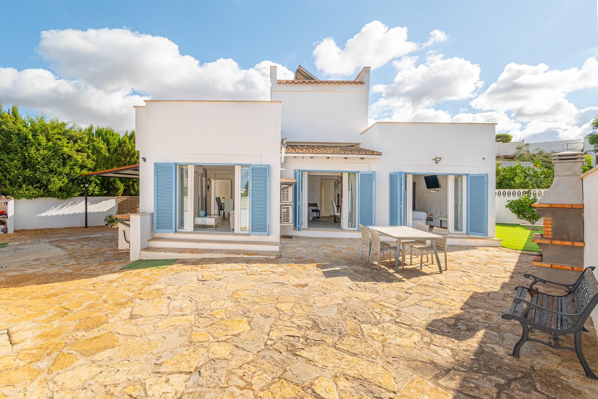 Exterior view of House or chalet for sale in Llucmajor