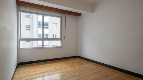 Foto 3 de Piso en venta en Avenida Concordia, Los Castros - Castrillón, A Coruña Capital