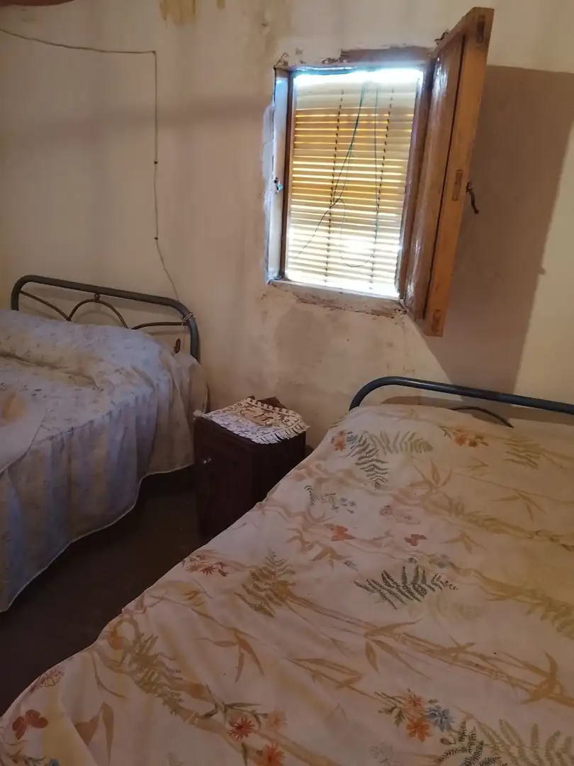 Bedroom of Houses for sale in Madrigal de la Vera