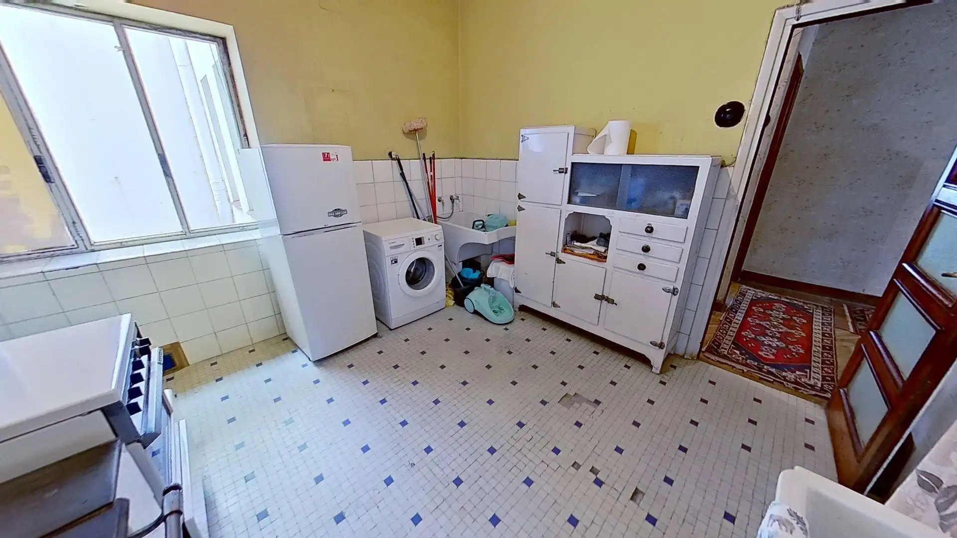 Cocina de Piso en venta en Oviedo  con Calefacción