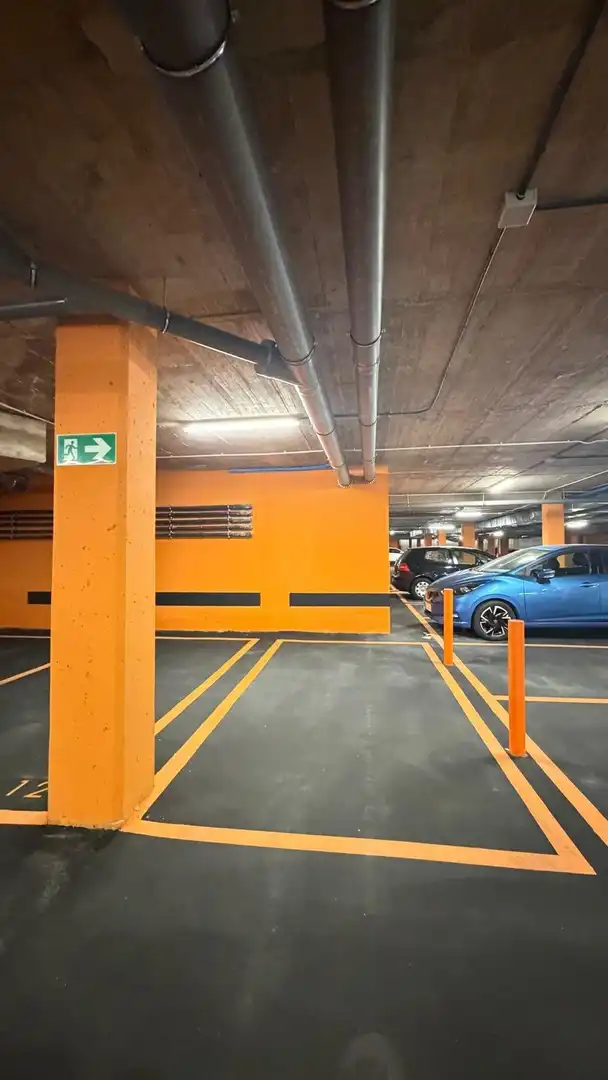 Aparcament de Apartament de lloguer en Hortaleza