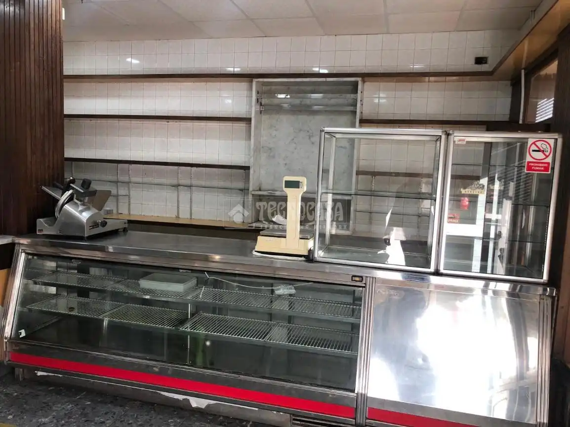 Local comercial en venda a Astilleros - La Paz  - Loreto - El Corte Inglés, imagen 3