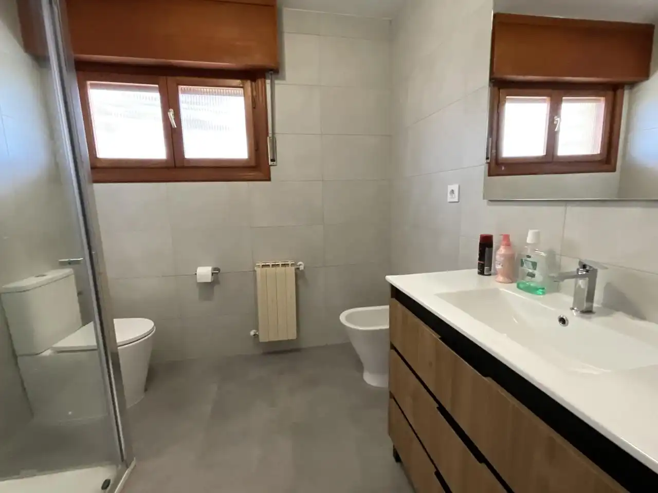 Bany de Casa o xalet en venda en Castañares de Rioja amb Calefacció, Jardí privat i Parquet