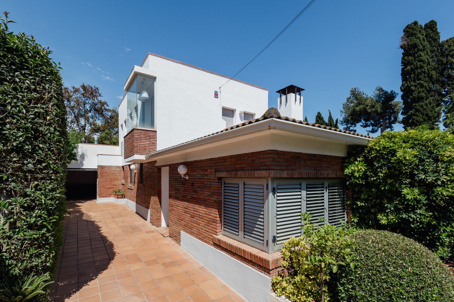 Exterior view of House or chalet to rent in Sant Boi de Llobregat  with Air Conditioner, Heating and Private garden