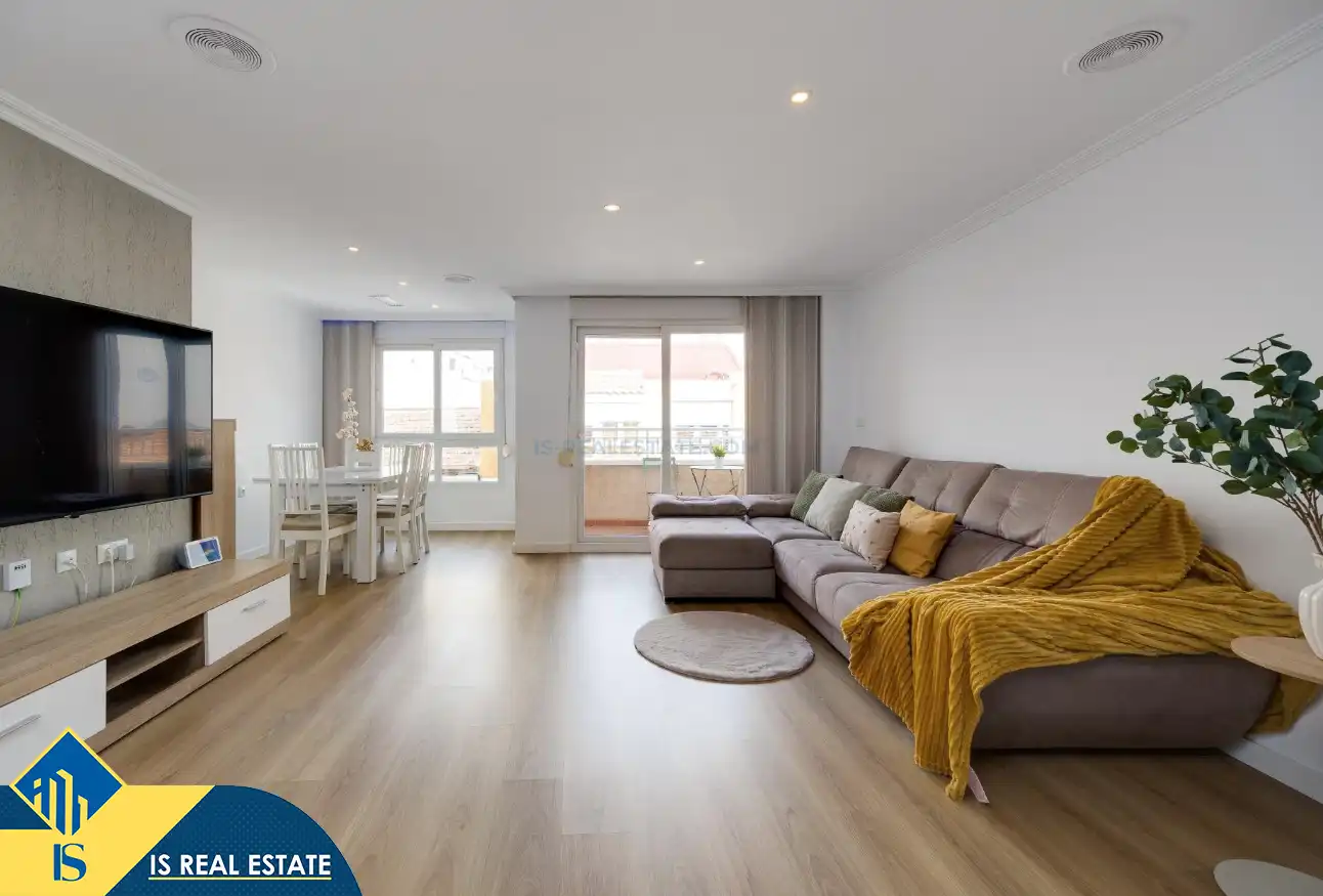 Apartament amb ascensor en venda a Centro