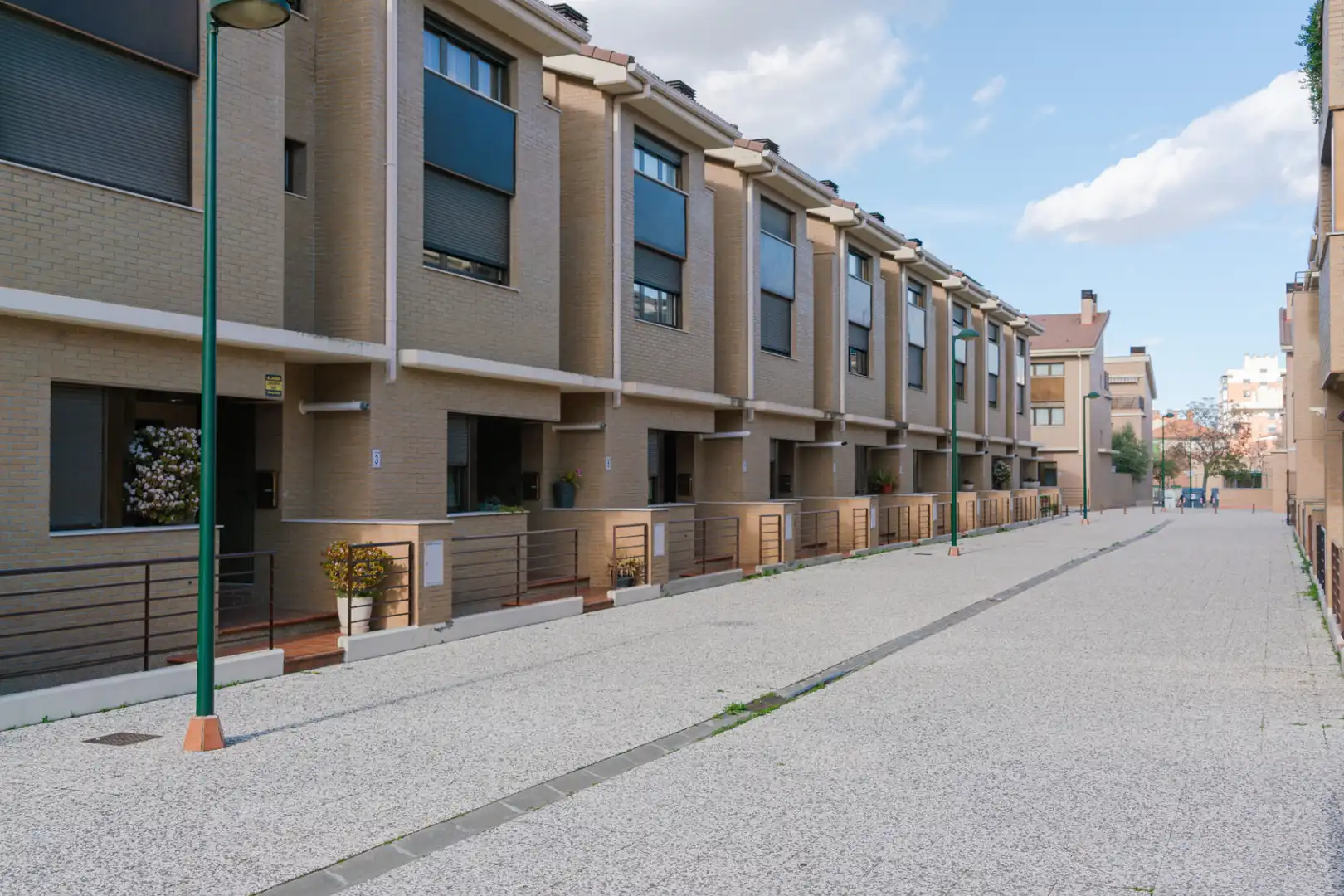 Adossat amb terrassa en venda a Calle Guillermo Gudel Martí 12, imagen 11