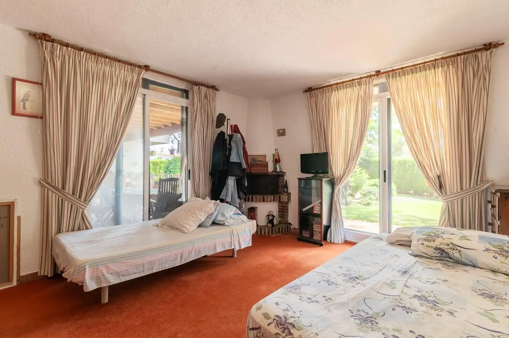 Dormitori de Casa o xalet en venda en Castellón de la Plana / Castelló de la Plana amb Calefacció, Jardí privat i Terrassa