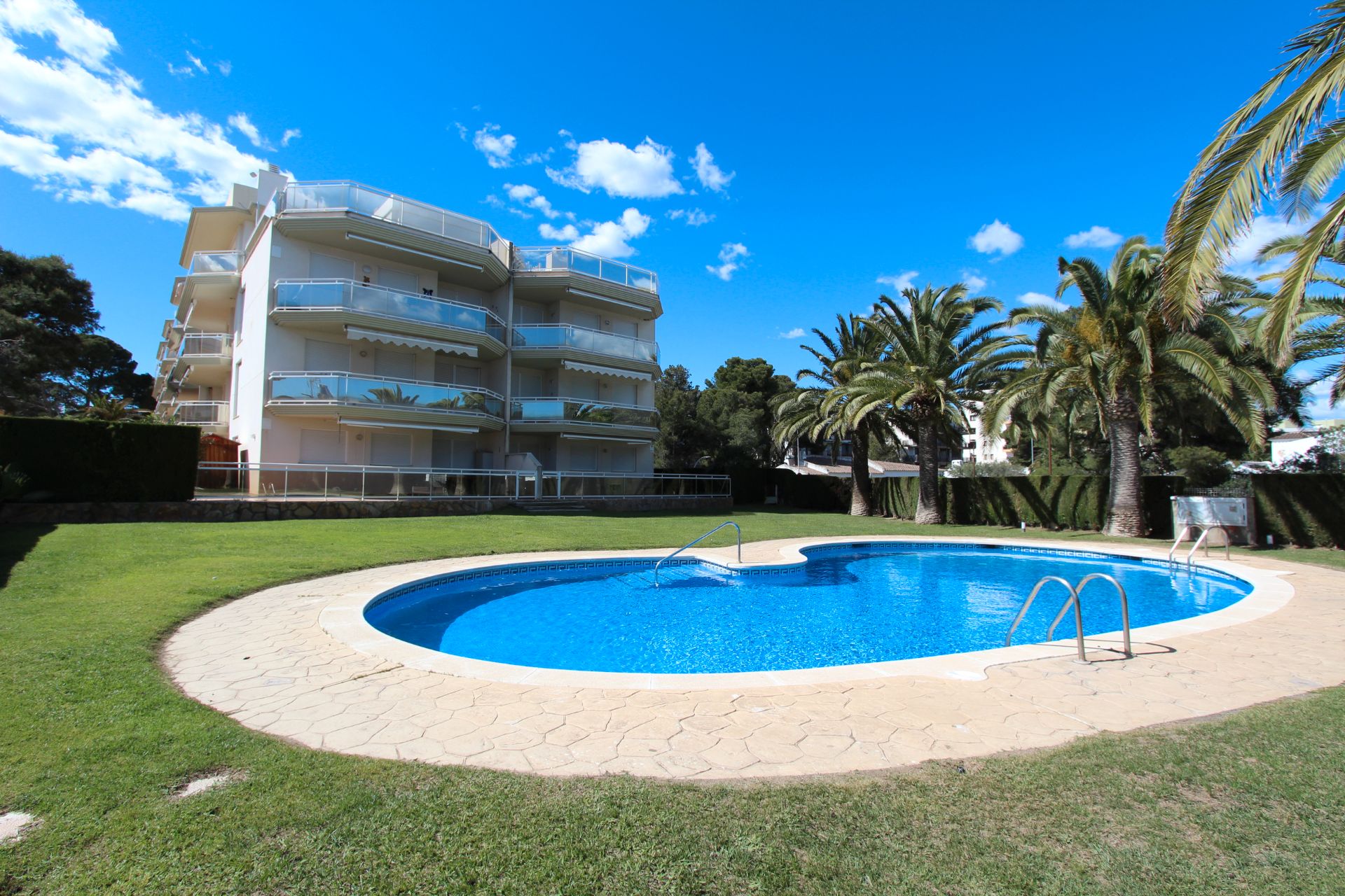 Swimming pool of Flat for sale in Mont-roig del Camp  with Air Conditioner, Heating and Terrace