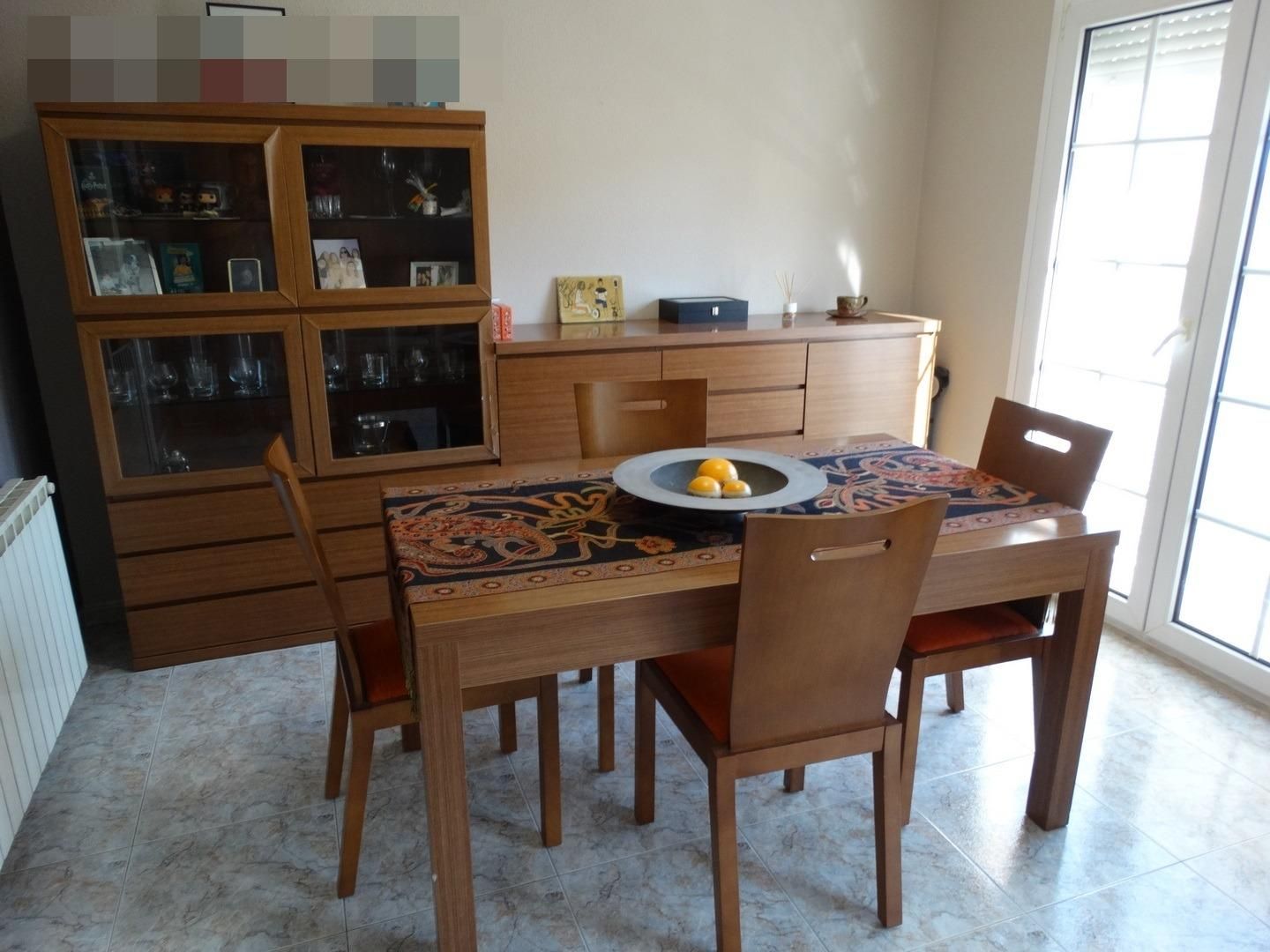 Menjador de Casa adosada en venda en L'Aldea amb Calefacció